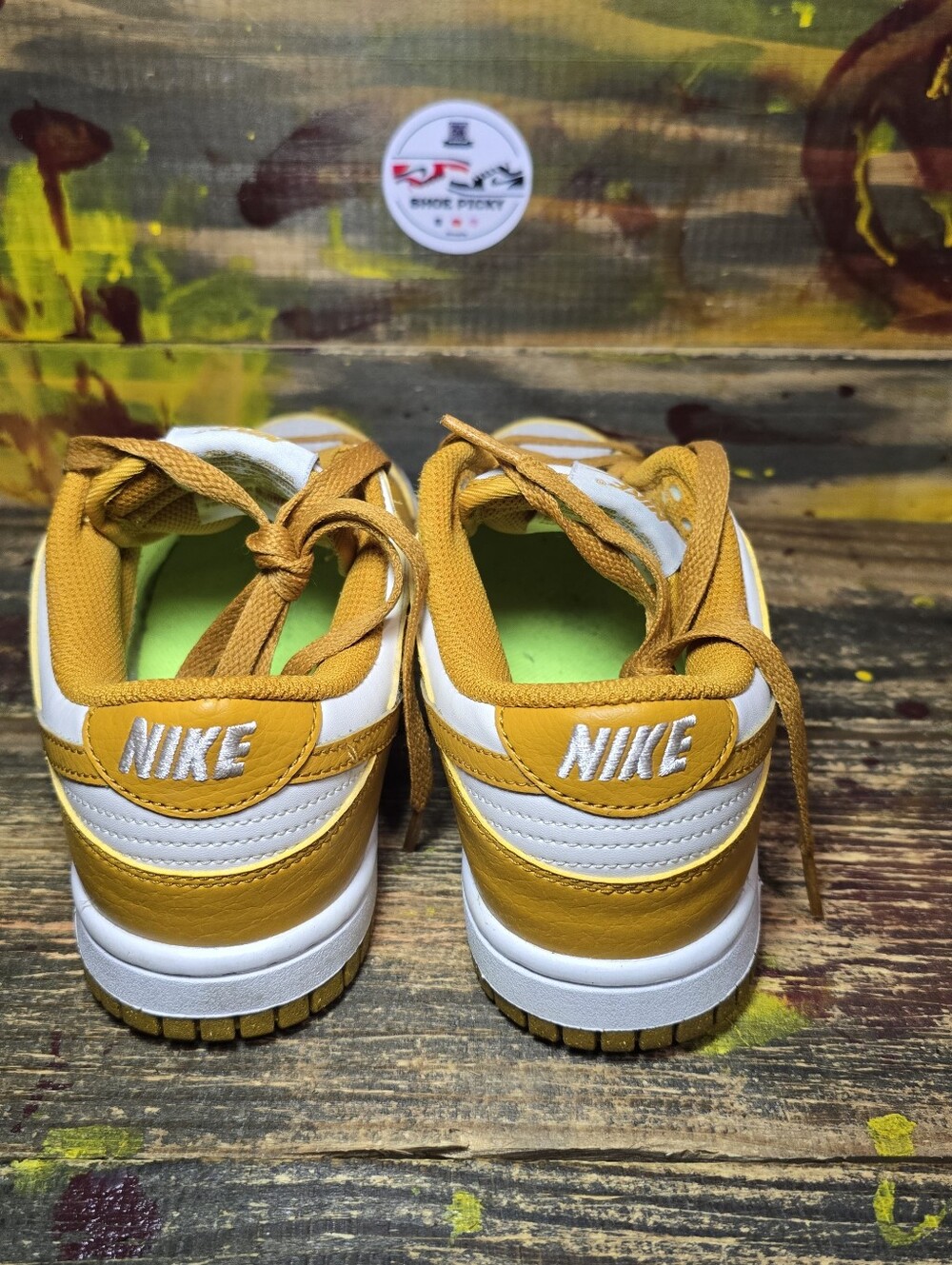 Women’s Nike Dunk Low Next Nature Gold Phantom size 6 used DN1431-001 - Picture 6 of 8